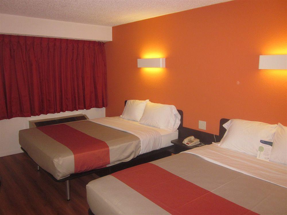 Motel 6-Berea, Ky Екстер'єр фото