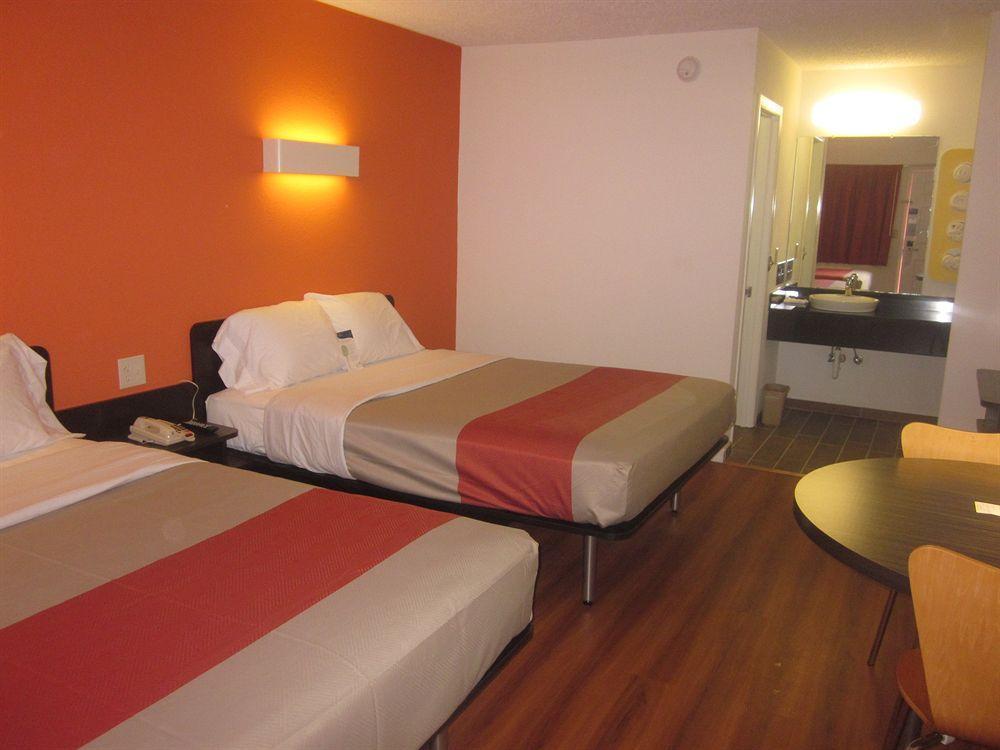 Motel 6-Berea, Ky Екстер'єр фото