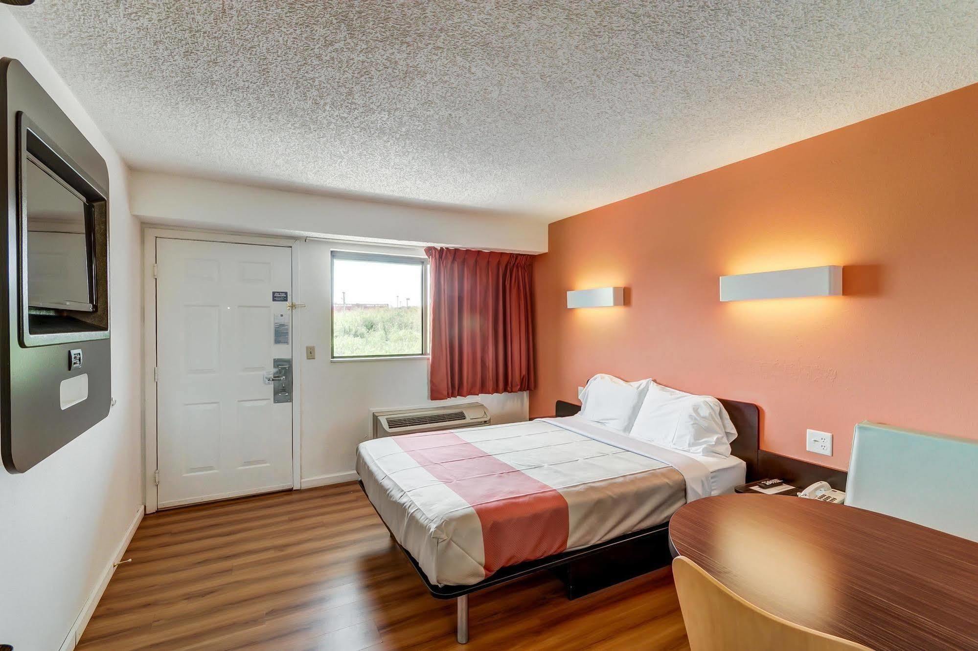 Motel 6-Berea, Ky Екстер'єр фото