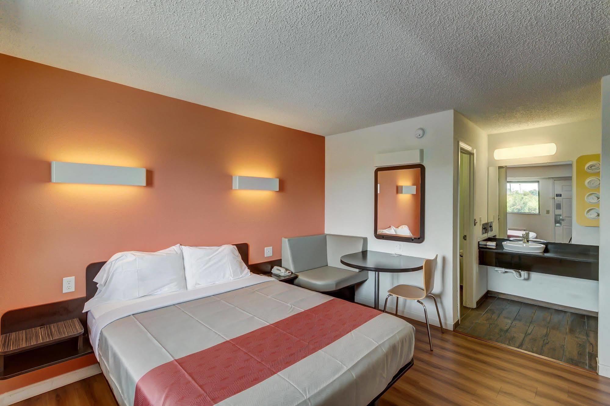 Motel 6-Berea, Ky Екстер'єр фото